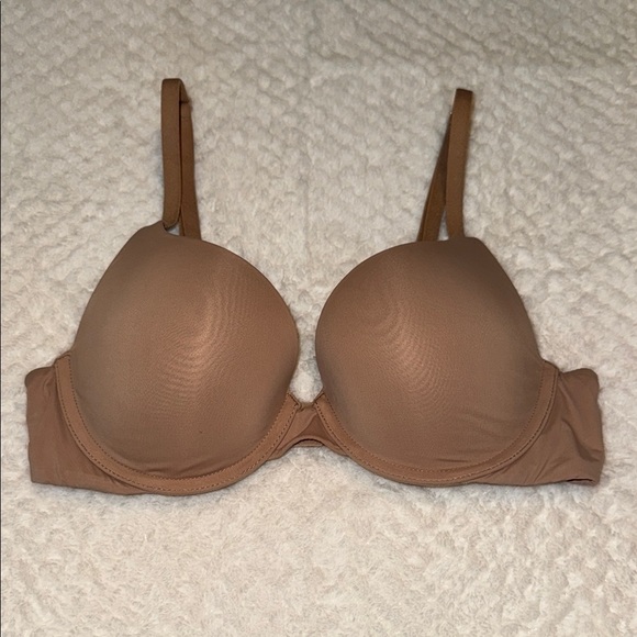 Victoria's Secret Other - 💗 Victoria’s Secret Push-Up T-Shirt Bra – Nude, Size 34B